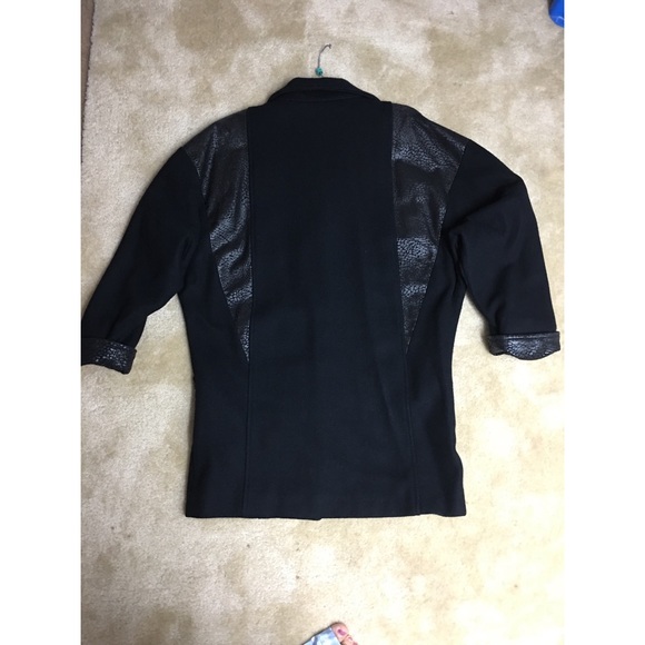 Winter coat - Picture 5 of 6